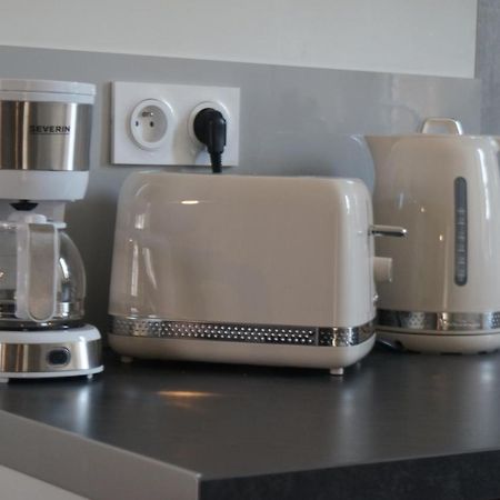 Appartements Cdg 茹瓦尼 外观 照片