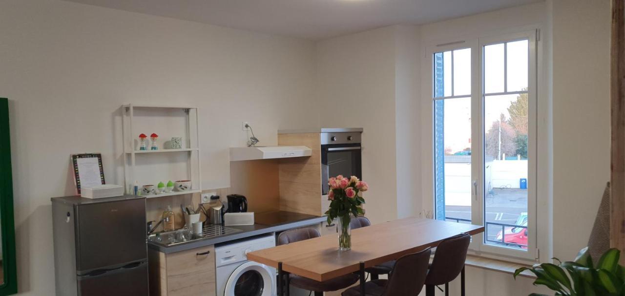 Appartements Cdg 茹瓦尼 外观 照片
