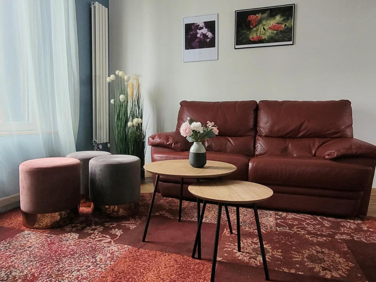 Appartements Cdg 茹瓦尼 外观 照片